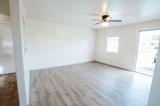 2018 Nelson Rd in Mckinleyville, CA - Building Photo - Building Photo