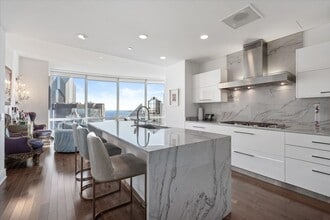 401 N Wabash Ave in Chicago, IL - Building Photo - Building Photo