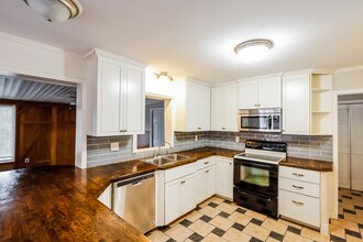 34 Dunwar Dr in Calera, AL - Building Photo - Building Photo