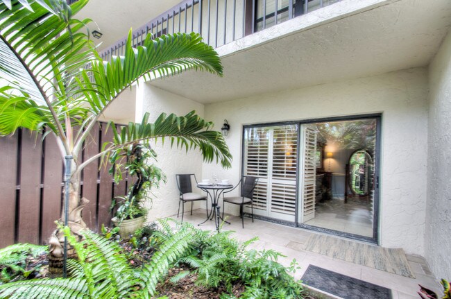 13362 Polo Rd W-Unit -102 in Wellington, FL - Building Photo - Building Photo