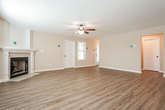 122 Mountain Vw Dr in Garner, NC - Building Photo - Building Photo