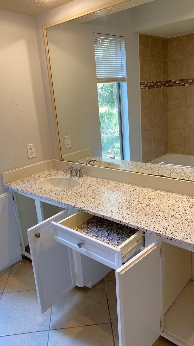 property at 11231 Glenforest Dr