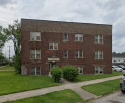 5328 Maywood Ave in Hammond, IN - Building Photo