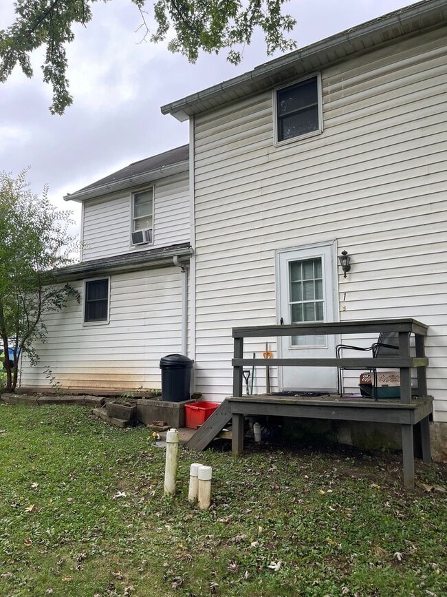 property at 726 W Water St