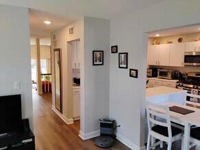 3061 Pheasant Creek Dr in Northbrook, IL - Building Photo - Building Photo