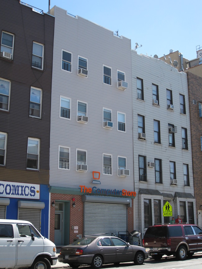 269 Lee Ave in Brooklyn, NY - Building Photo - Building Photo