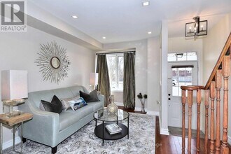 9472 Sheppard Ave E in Toronto, ON - Building Photo - Building Photo
