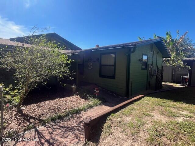 129 Cleo Ln in Satsuma, FL - Building Photo - Building Photo