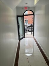 12 Ivy Pl in Jersey City, NJ - Building Photo - Building Photo