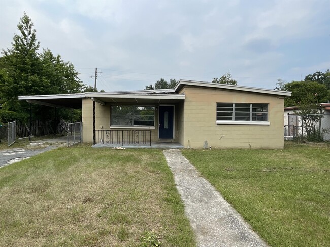 property at 4505 Lake Lawne Ave