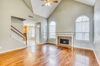 3931 Echo Mountain Dr in Houston, TX - Building Photo - Building Photo