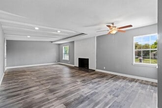 1910 Danube Dr, Unit 1910 Danube in Dallas, TX - Building Photo - Building Photo