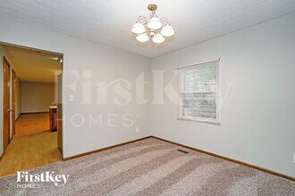 819 Lindenhaven Ct in Gahanna, OH - Foto de edificio - Building Photo