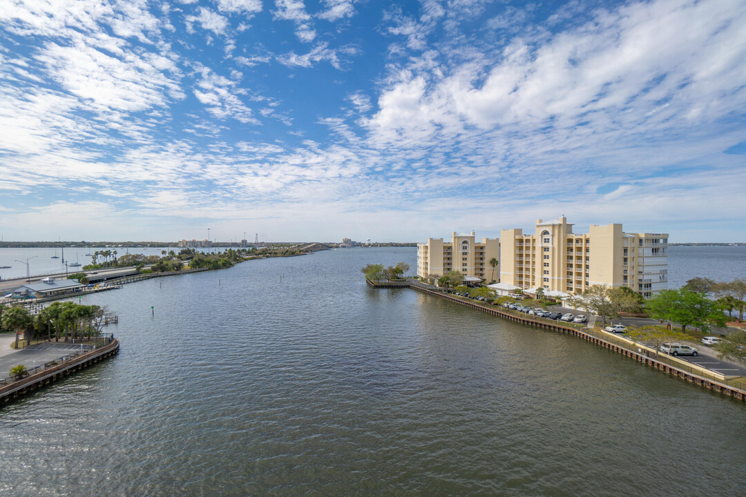 134 Starboard Ln in Merritt Island, FL - Foto de edificio