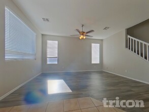 715 N Redwood Ln in Buckeye, AZ - Building Photo - Building Photo