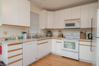 54 Franklin Pl in Summit, NJ - Building Photo - Building Photo