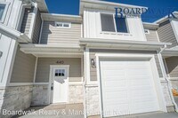 440 1625 N photo'