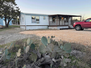 710 Inglewood Dr in Canyon Lake, TX - Building Photo - Building Photo