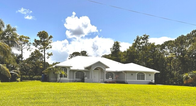 property at 13576 48th Ct N