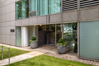 1618 Sheridan Rd in Wilmette, IL - Building Photo - Building Photo