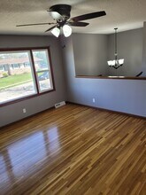 4712 Western Ave in Davenport, IA - Foto de edificio - Building Photo