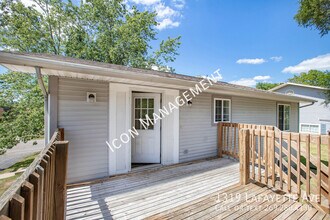 1319 Lafayette Ave in Kalamazoo, MI - Building Photo - Building Photo