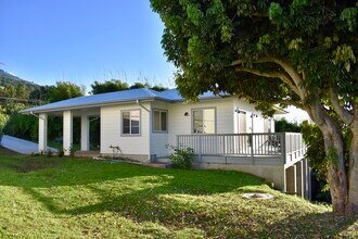 63 Middle Rd in Kula, HI - Building Photo - Building Photo