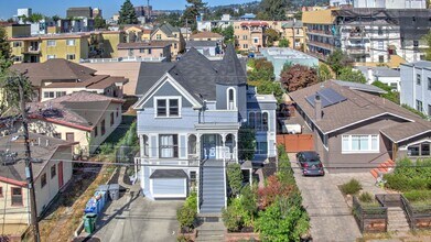 2225 Blake St in Berkeley, CA - Building Photo - Building Photo