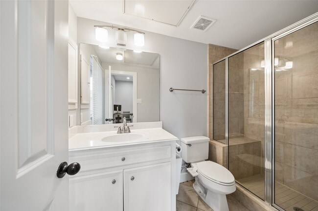 property at 1317 Bomar St