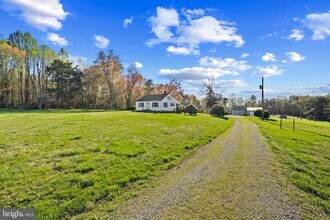 2143 Mt Pleasant Church Rd in Mineral, VA - Building Photo - Building Photo