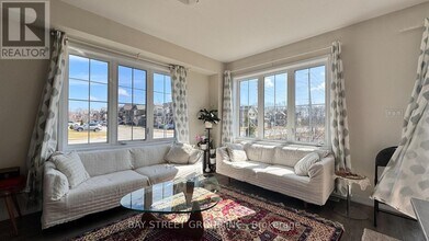 7789 Kalar Rd in Niagara Falls, ON - Building Photo - Building Photo