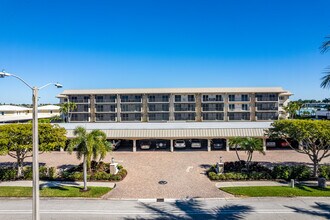 Coquina Club in Naples, FL - Building Photo - Building Photo