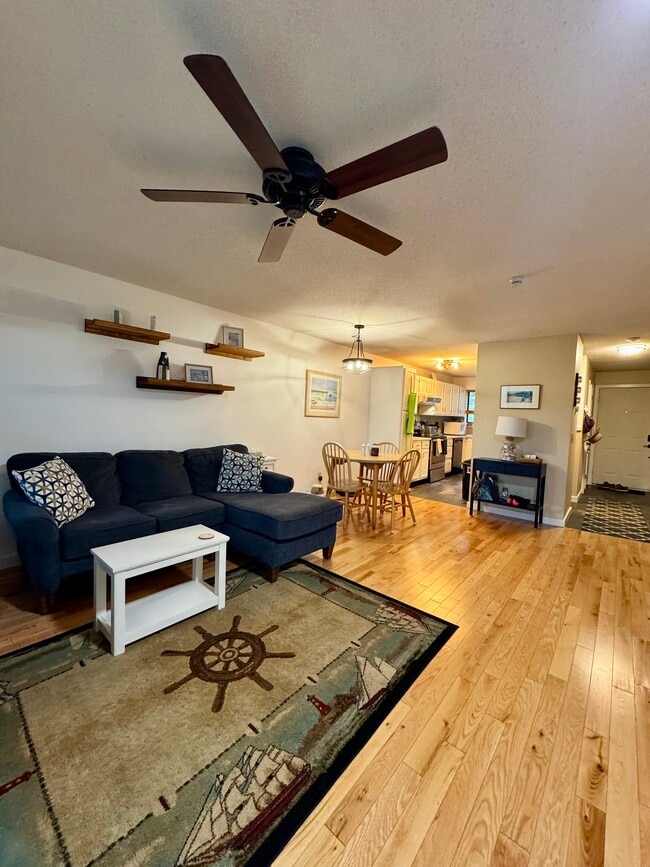 property at 74 Dunvegan Woods