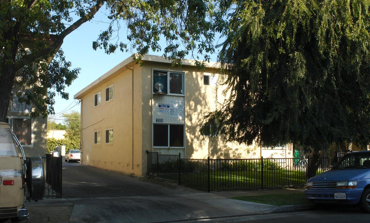 1359 Carnelian Dr in San Jose, CA - Foto de edificio