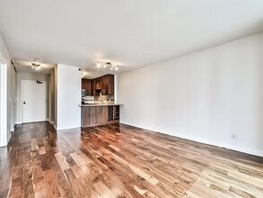 1212 N La Salle Dr, Unit 2305 in Chicago, IL - Foto de edificio - Building Photo