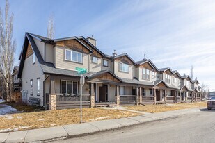Panatella Park in Calgary, AB - Building Photo