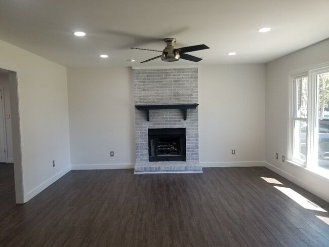108 Longview Dr in Goldsboro, NC - Building Photo - Building Photo
