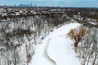 197 Wyndham St in Mississauga, ON - Building Photo - Building Photo