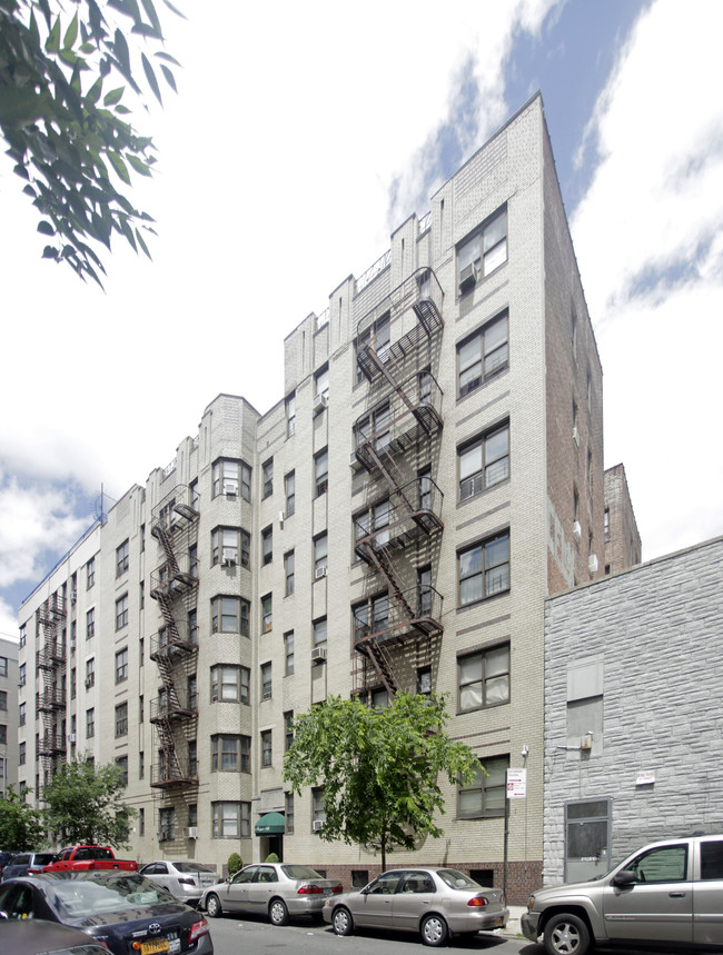 75 Thayer St in New York, NY - Building Photo - Building Photo