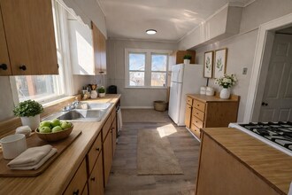 2322 13th St SW in Akron, OH - Building Photo - Building Photo