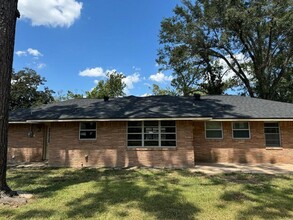 9003 Theysen Dr in Houston, TX - Building Photo - Building Photo