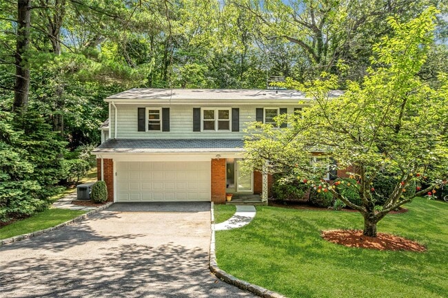property at 9 Country Rd