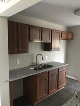 7006 Christopher Robin Dr in Jacksonville, FL - Building Photo - Building Photo