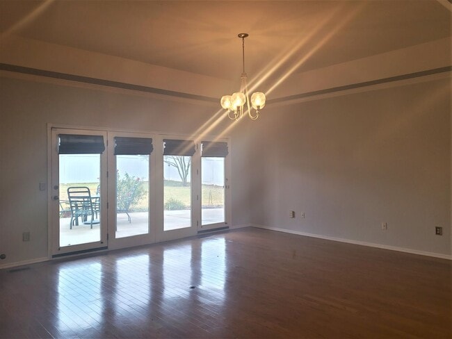 8000 Pleasant Oaks Dr in Edmond, OK - Building Photo - Building Photo