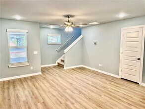 911 N Rupple Rd in Fayetteville, AR - Building Photo - Building Photo