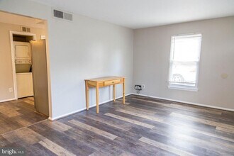 12 W Wayne Terrace in Collingswood, NJ - Building Photo - Building Photo