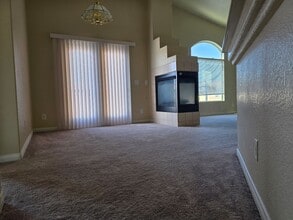 6608 Lavender Lilly Ln in North Las Vegas, NV - Building Photo - Building Photo