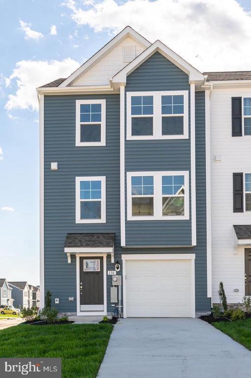 property at 136 Tuxford Rd