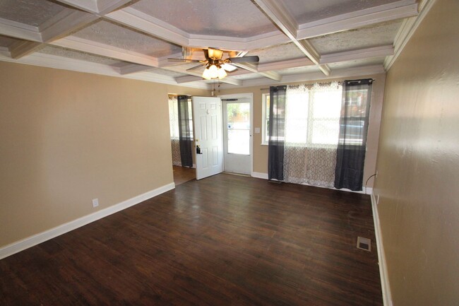 1625 Linnbrook Dr in Dayton, OH - Building Photo - Building Photo