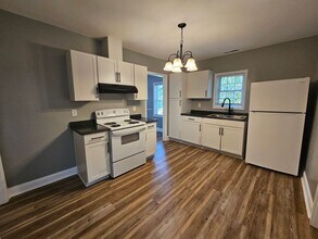 1301 Ray Ave in Sanford, NC - Building Photo - Building Photo